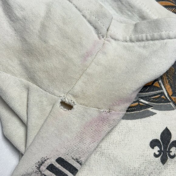 Y2K Style Grunge Cross Shirt Mens Small White Short Sleeve - Picture 4 of 16